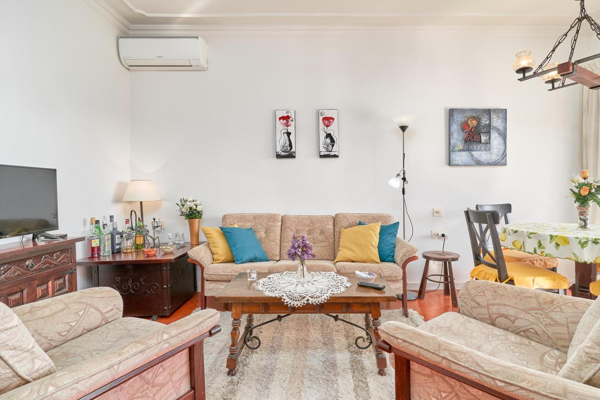 Casa Mon Chau Chau Almuñécar